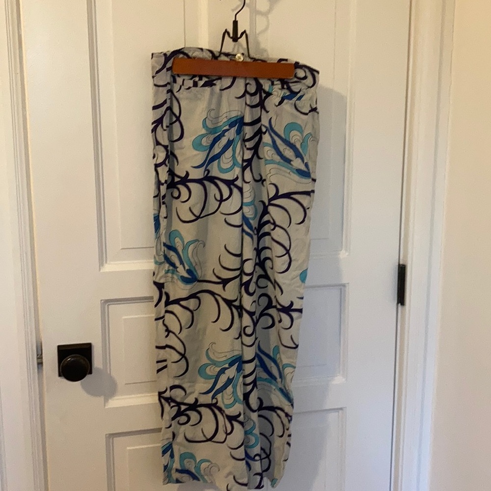 Blue pattern pants